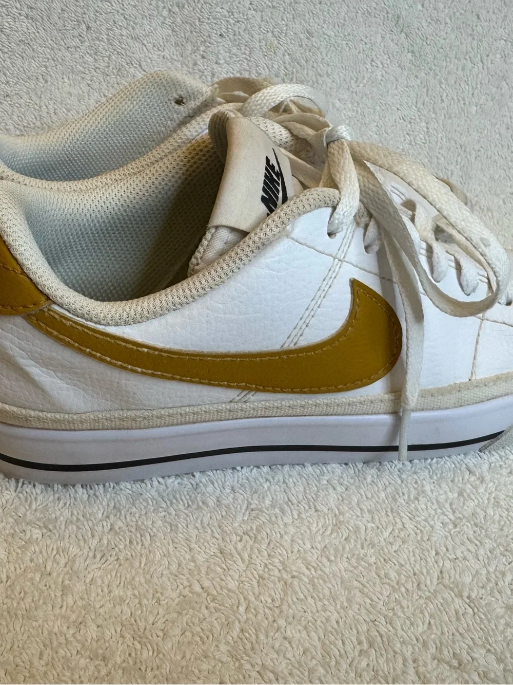 Nike Court Legacy Next Nature White Gold Suede DH3161-105 Womens Size 6 Retro